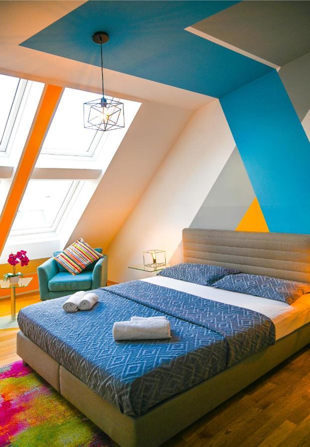 Backpacker Apartment Schoenbrunn Wenen Buitenkant foto