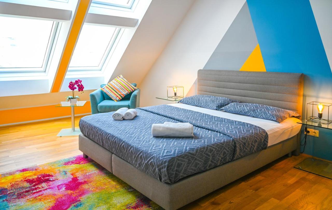 Backpacker Apartment Schoenbrunn Wenen Buitenkant foto