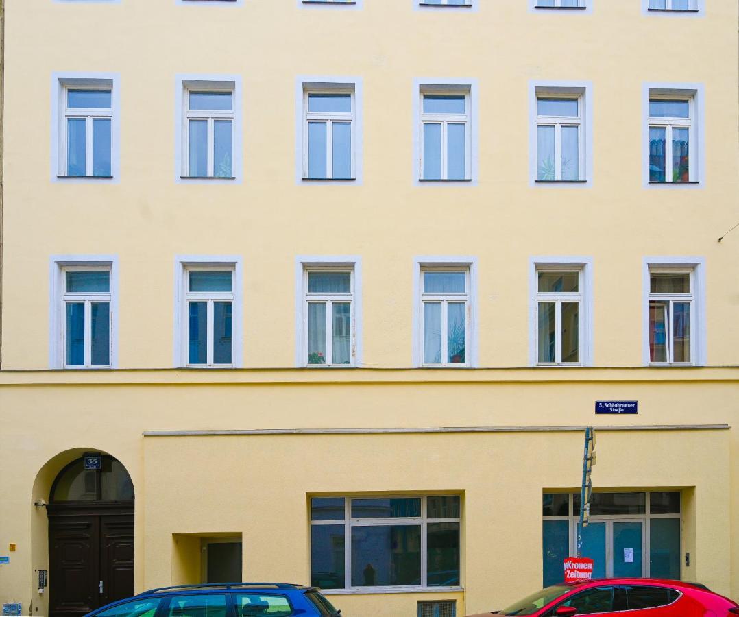 Backpacker Apartment Schoenbrunn Wenen Buitenkant foto